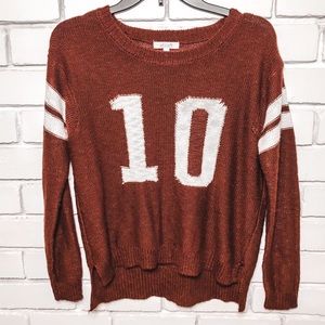 Junior’s knit top